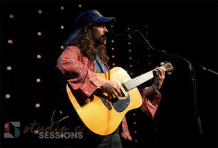  Music Friday: Indie Star Briston Maroney Sings About the Girl With 'Eyes of Gold'