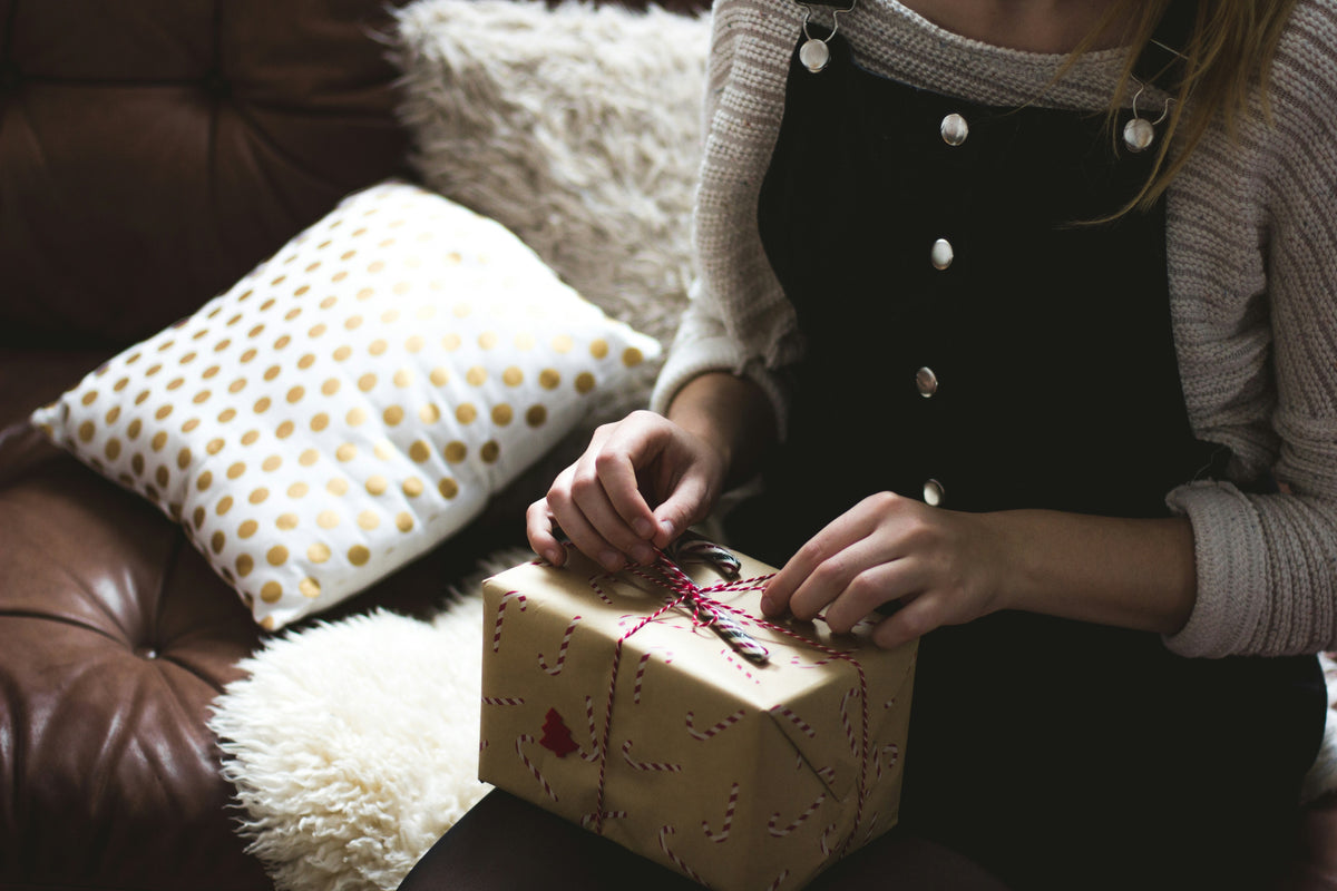 Jewelry That Speaks: Choosing the Perfect Gift for Your Daughter