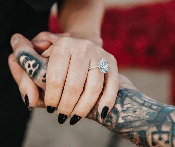 Kourtney Kardashian Confesses That She Flattened Her New Engagement Ring - Diamond Designs