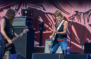  Music Friday: Chrissie Hynde Sings About Diamonds Sparkling in the Snow - Diamond Designs