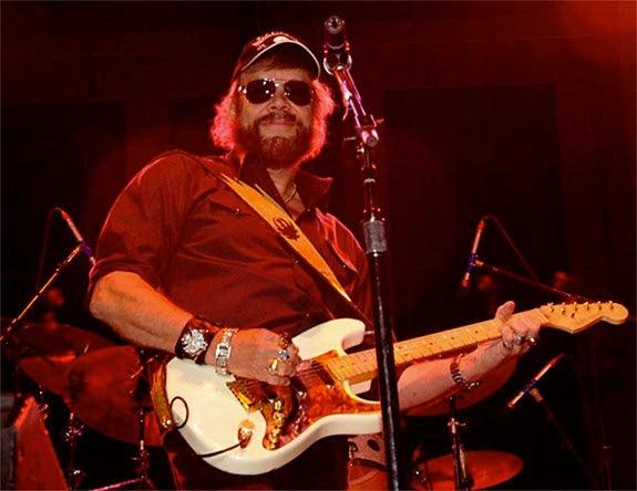 Music Friday: Hank Williams Jr. Falls for a Beauty Selling Silver and Turquoise Jewelry - Diamond Designs