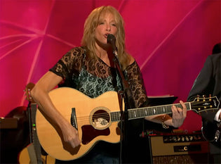  Music Friday: Carly Simon's 'You're So Vain' Is Back in Spotlight After 52 Years