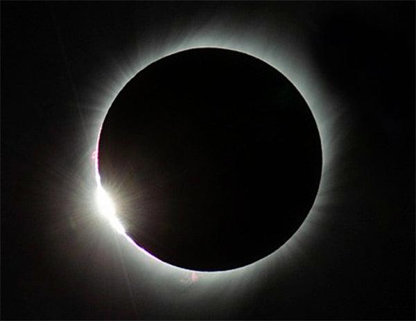 Skygazers in Australia Treated to Solar Eclipse Featuring 'Diamond Rin ...