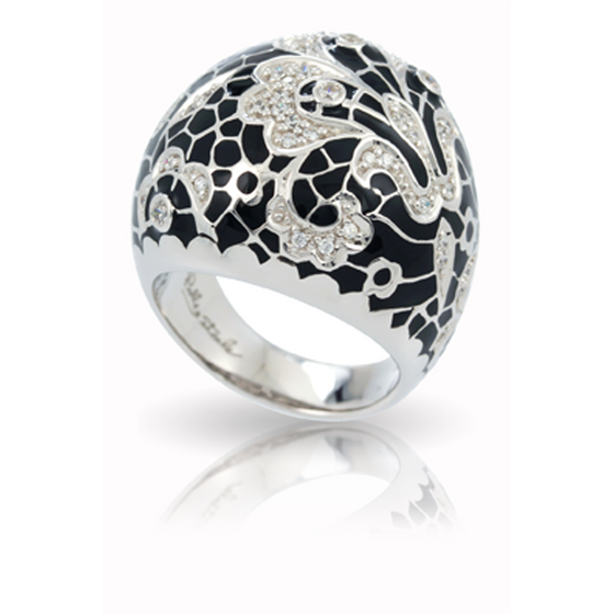 Fleur De Lace Ring