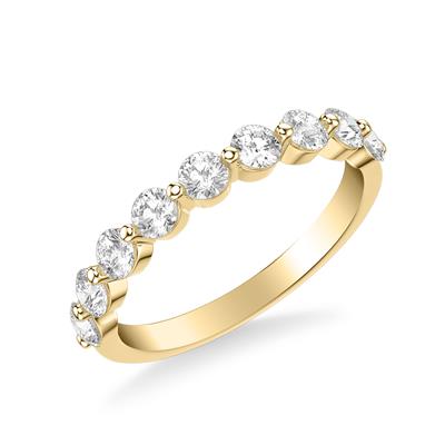 ArtCarved 14 Karat Yellow Gold  Diamond Wedding Band Size 6.5*