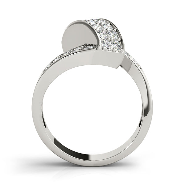 Diamond Fashion Bands in Gold
