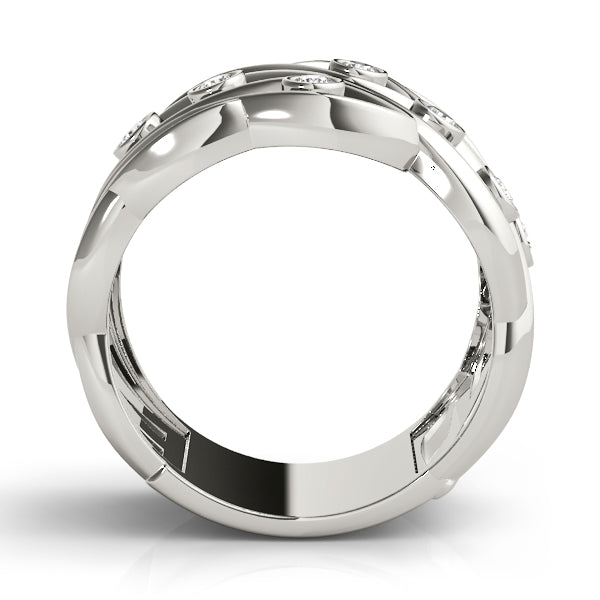 Bezel Set Filigree Fashion Ring in Gold