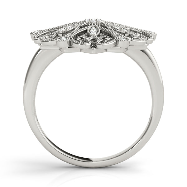Antique Filigree Fashion Ring in Gold