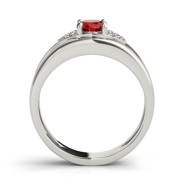 Oval Diamond Fashion Ring in Gold
