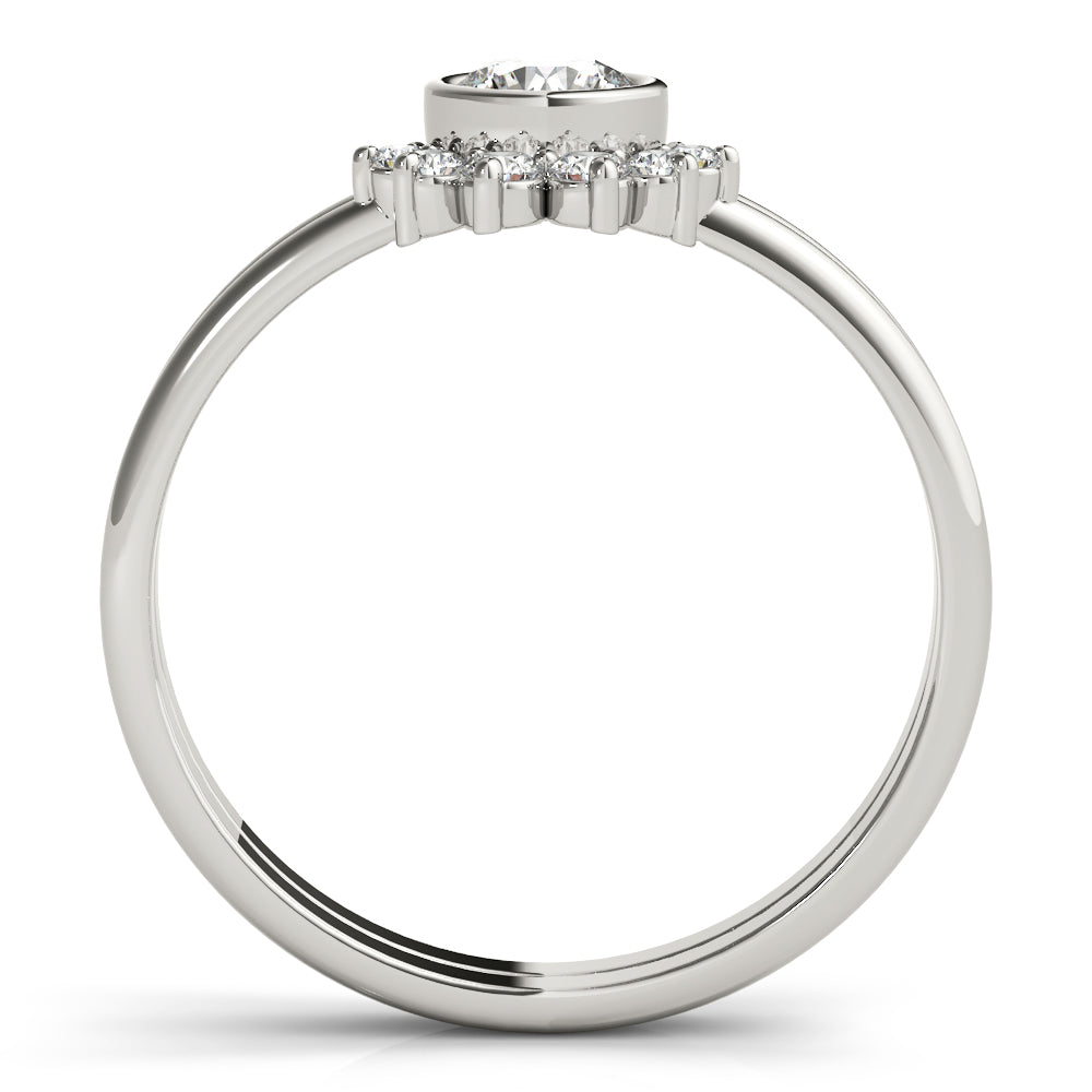 Bezel Set Fashion Ring in Gold
