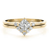 Fashion Ring Square Center in Gold