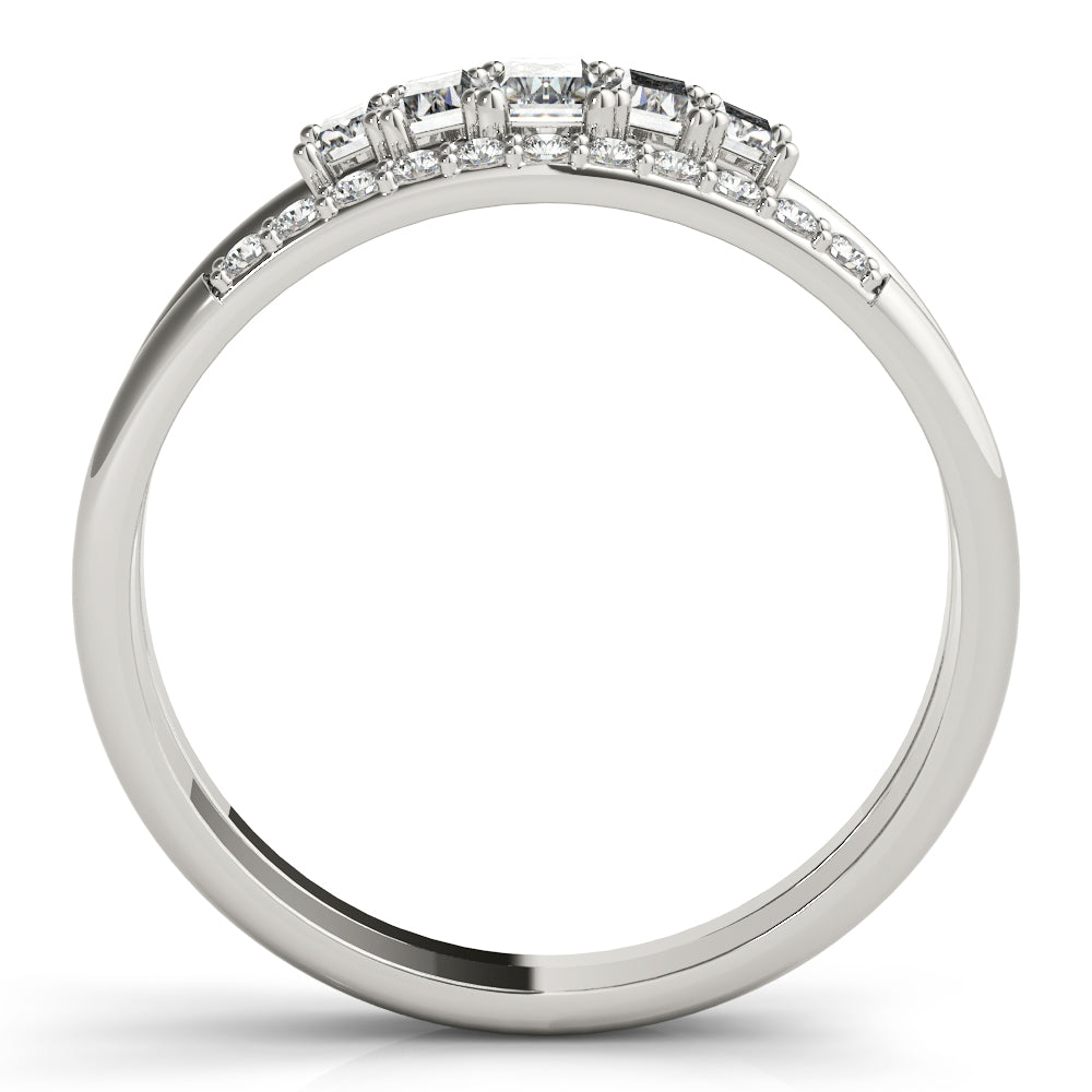 Fashion Ring Round & Straight Baguette in Gold