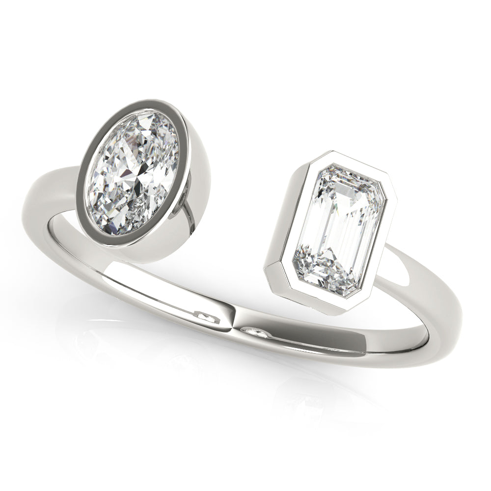Oval & Emerald Fashion Ring in Gold (0.65 cttw)