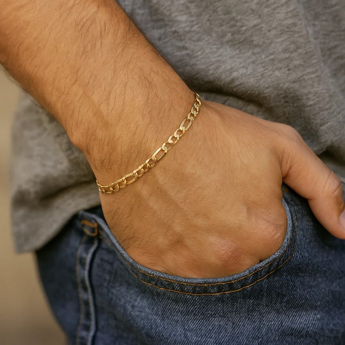 10K Yellow Gold Solid Figaro Bracelet (4.50 mm), view 4