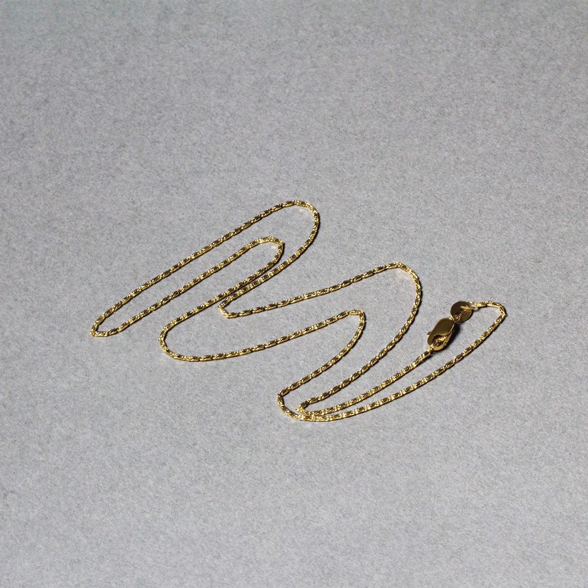 14k Yellow Gold Lumina Pendant Chain (0.90 mm), view 2