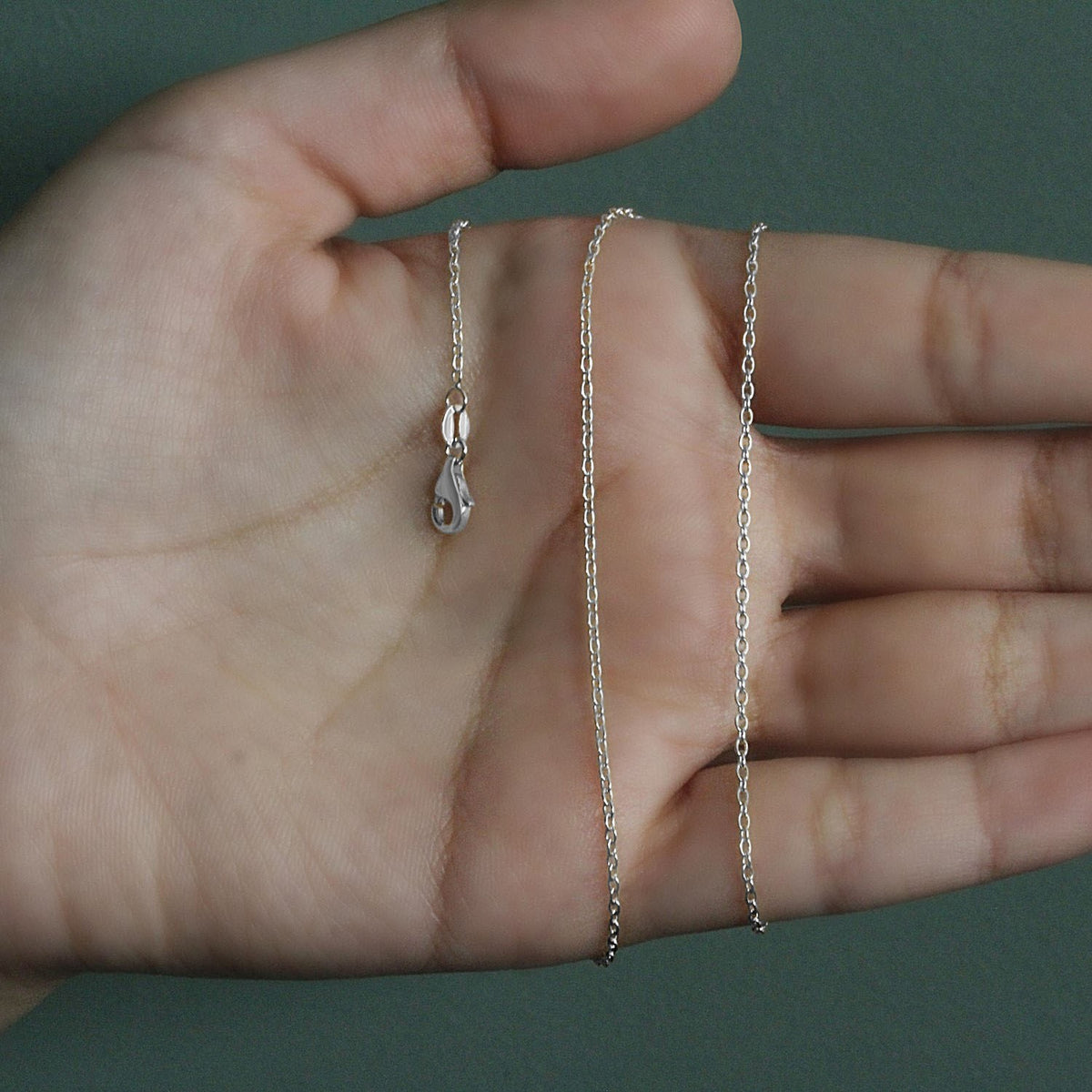 14k White Gold Oval Cable Link Chain (1.50 mm), view 9