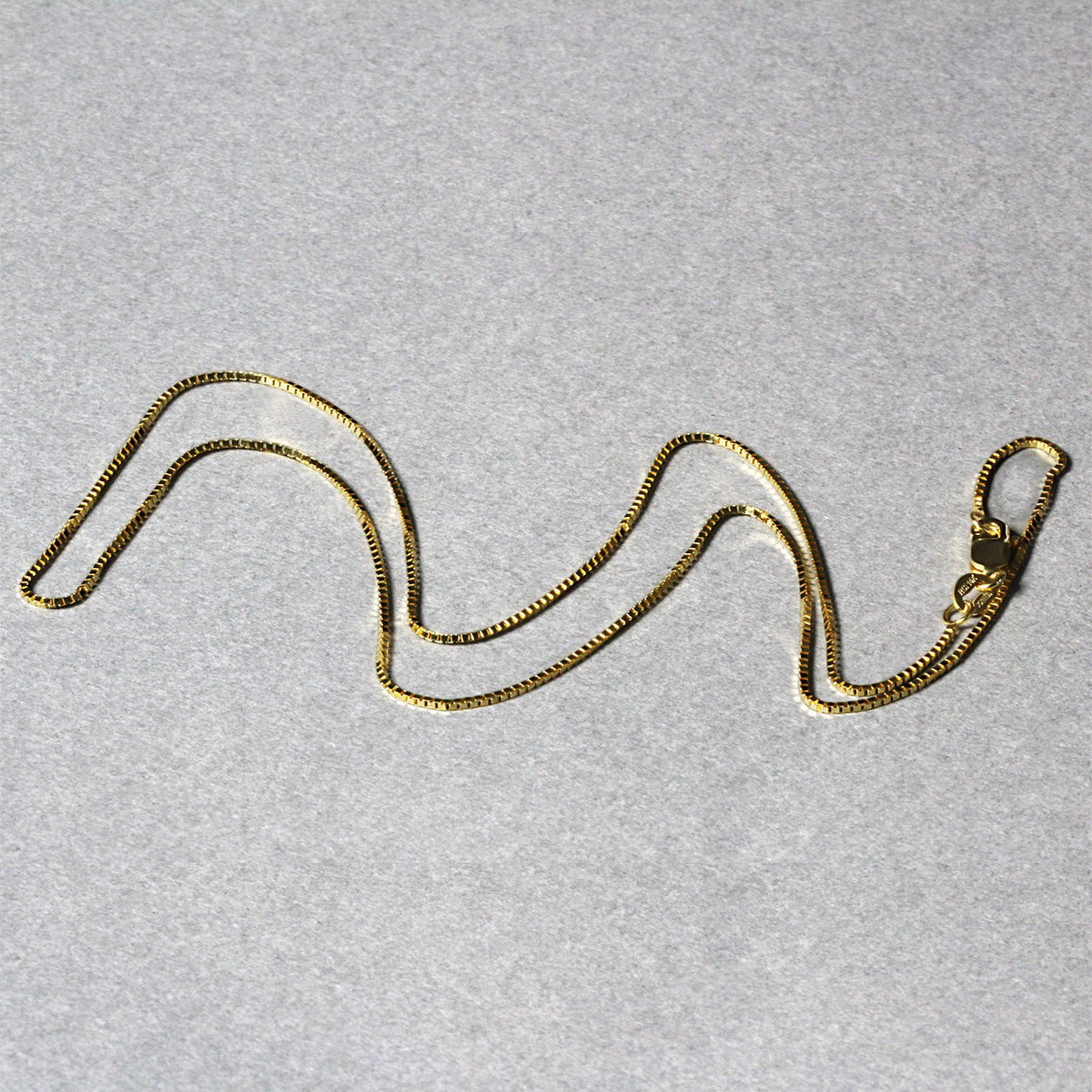 14k Yellow Gold Classic Box Chain (0.75 mm), view 6