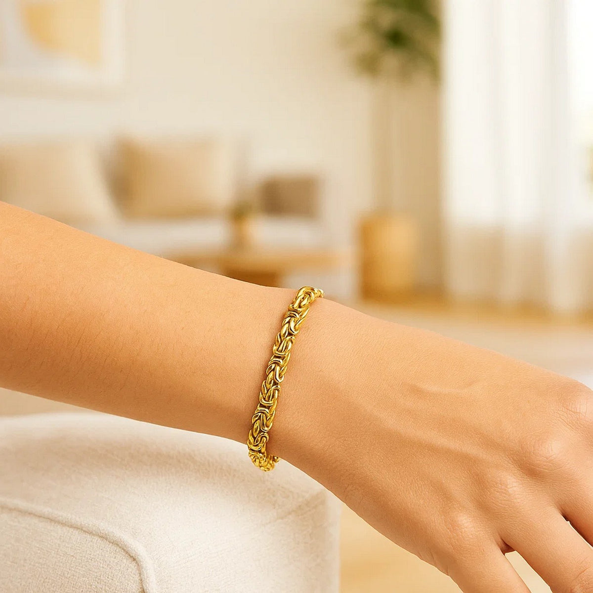 14K Yellow Gold Byzantine Link Stylish Bracelet (9.00 mm), view 3