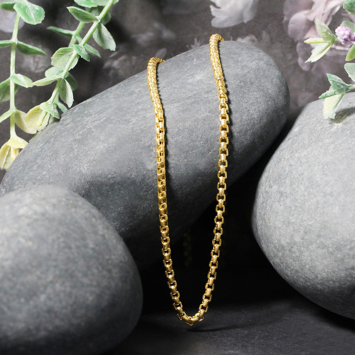 14k Yellow Gold Round Box Chain (2.5 mm), view 14
