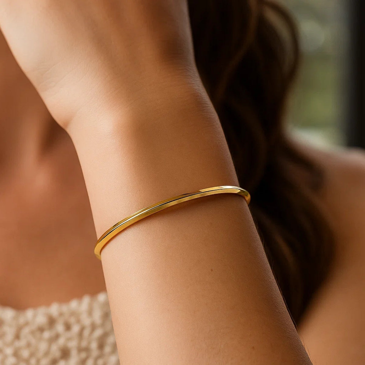 14K Yellow Gold Knife Edge Bangle, view 5