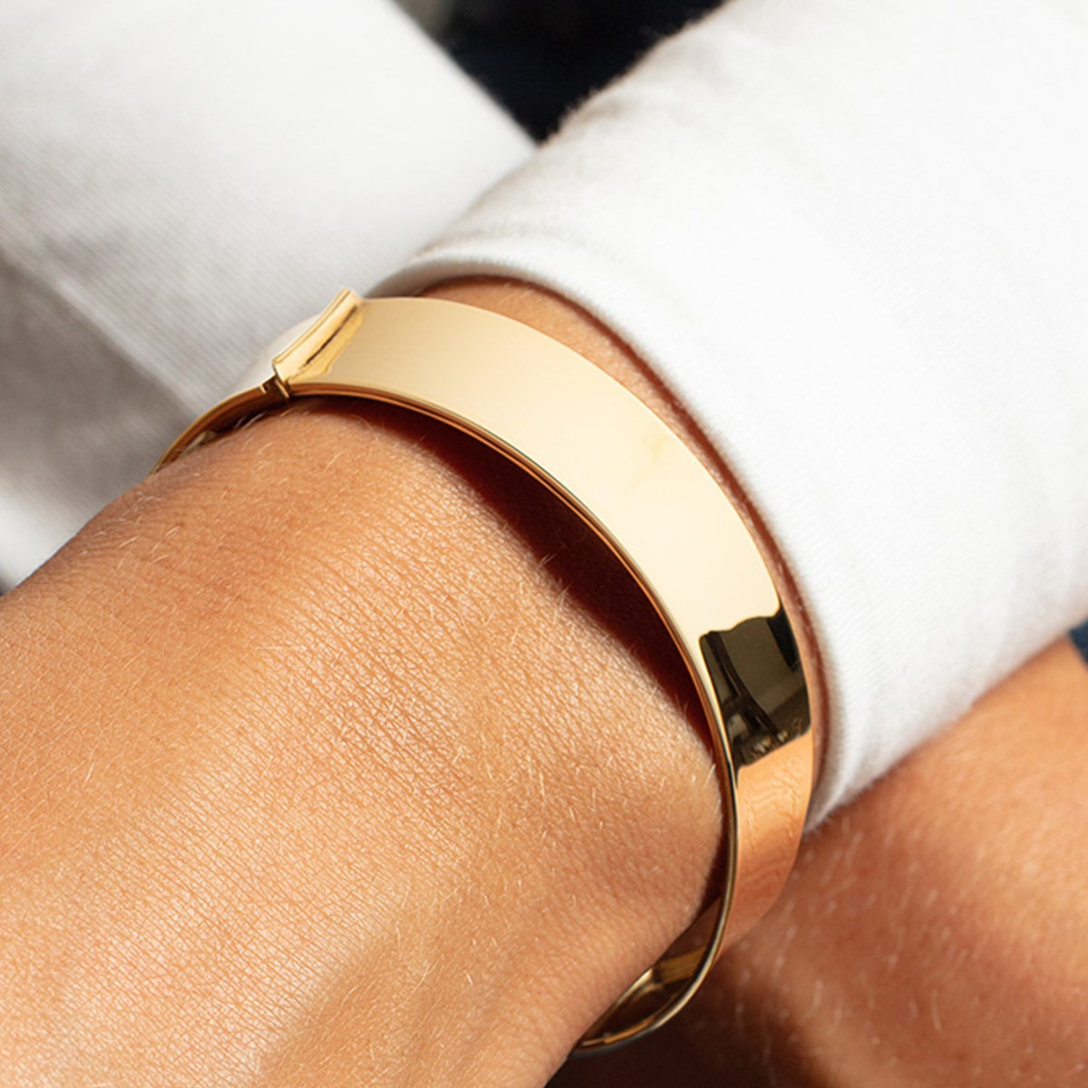 Designer Medium Width Bracelet in 14K Yellow Gold (14.50 mm), view 3