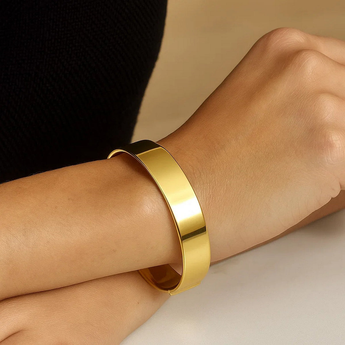 Designer Medium Width Bracelet in 14K Yellow Gold (14.50 mm), view 6