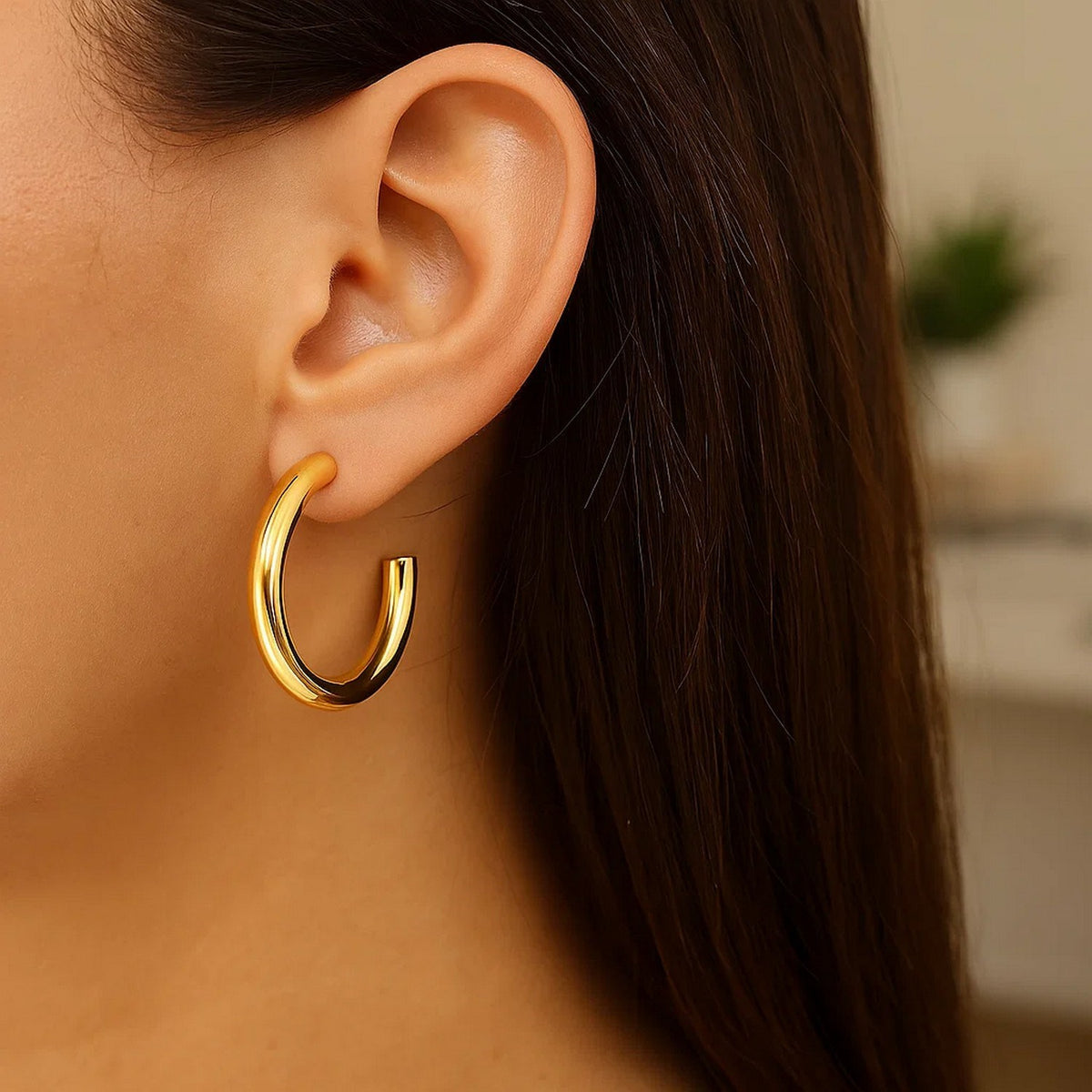 Round C Hoop Earrings in 14K Yellow Gold, view 3