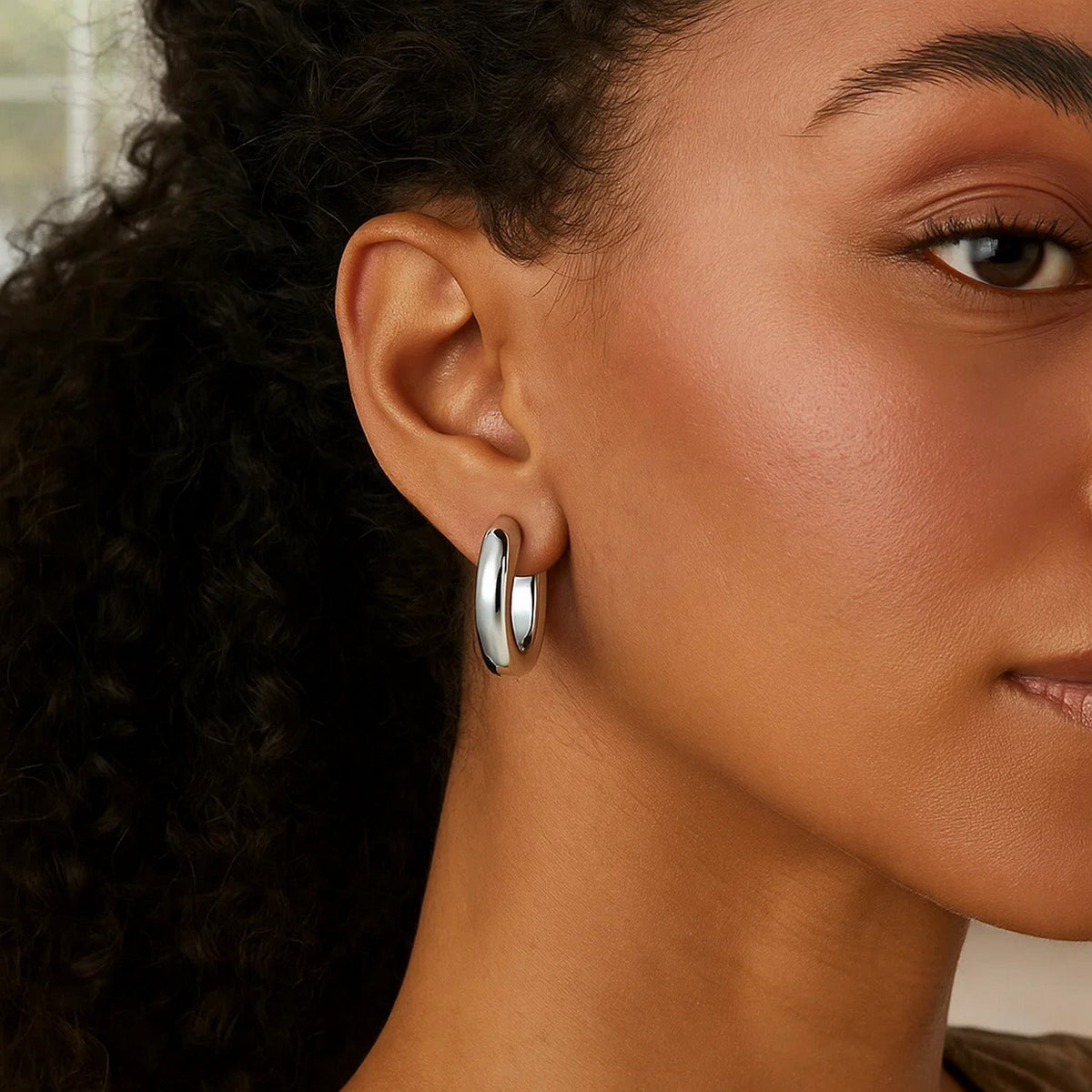 Sterling Silver Round Hoop Earrings (20.00 mm), view 4