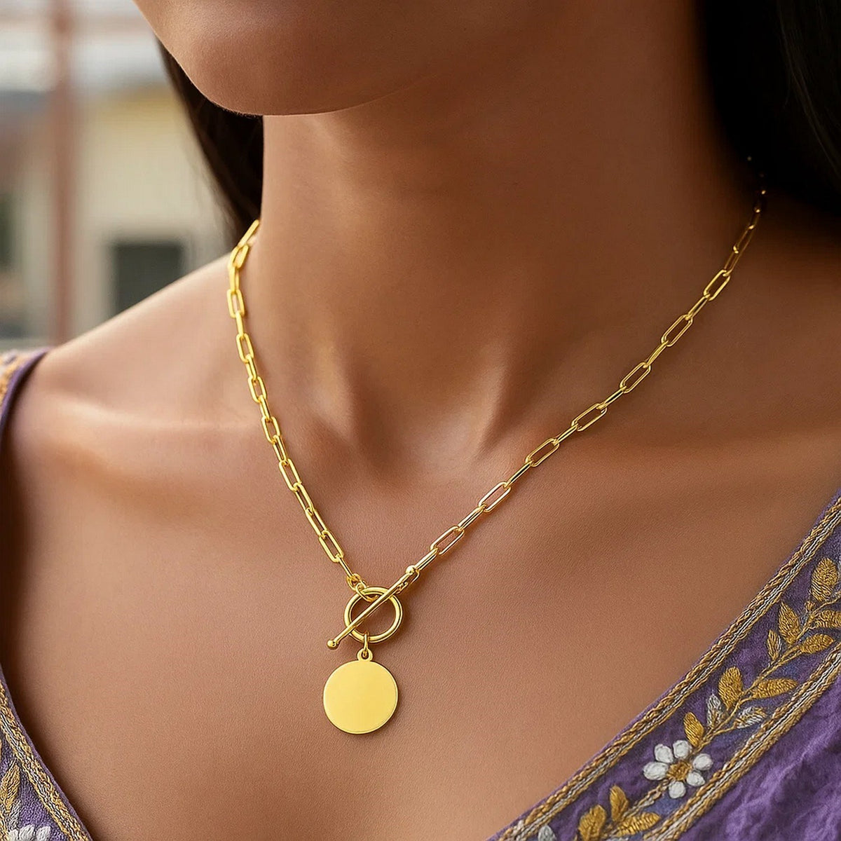 14K Yellow Gold Paperclip Chain Necklace with Circle Pendant, view 3