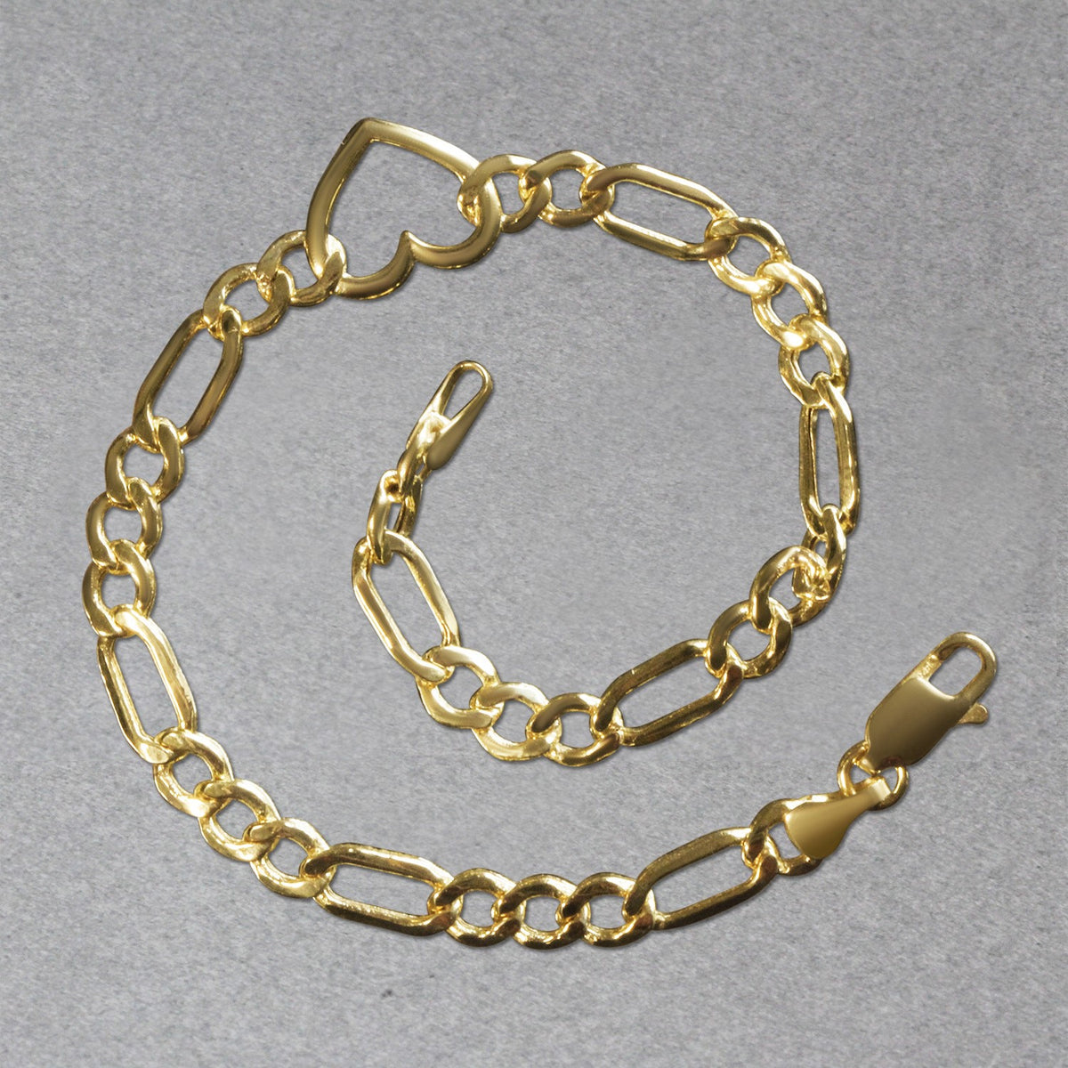14K Yellow Gold 7 inch Figaro Chain Bracelet with Heart (4.50 mm), view 5