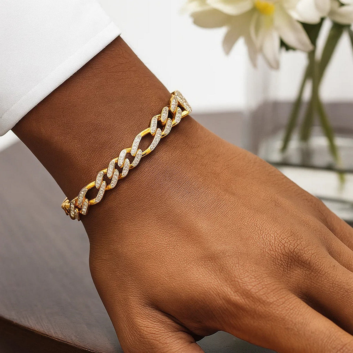 14K Yellow Gold White Pave High Polish Modern Lite Figaro Bracelet (9.50 mm), view 3
