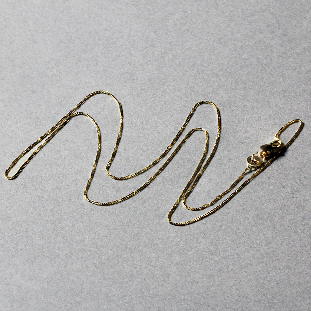 14k Yellow Gold Classic Box Chain (0.45 mm) (Style 75284), view 10