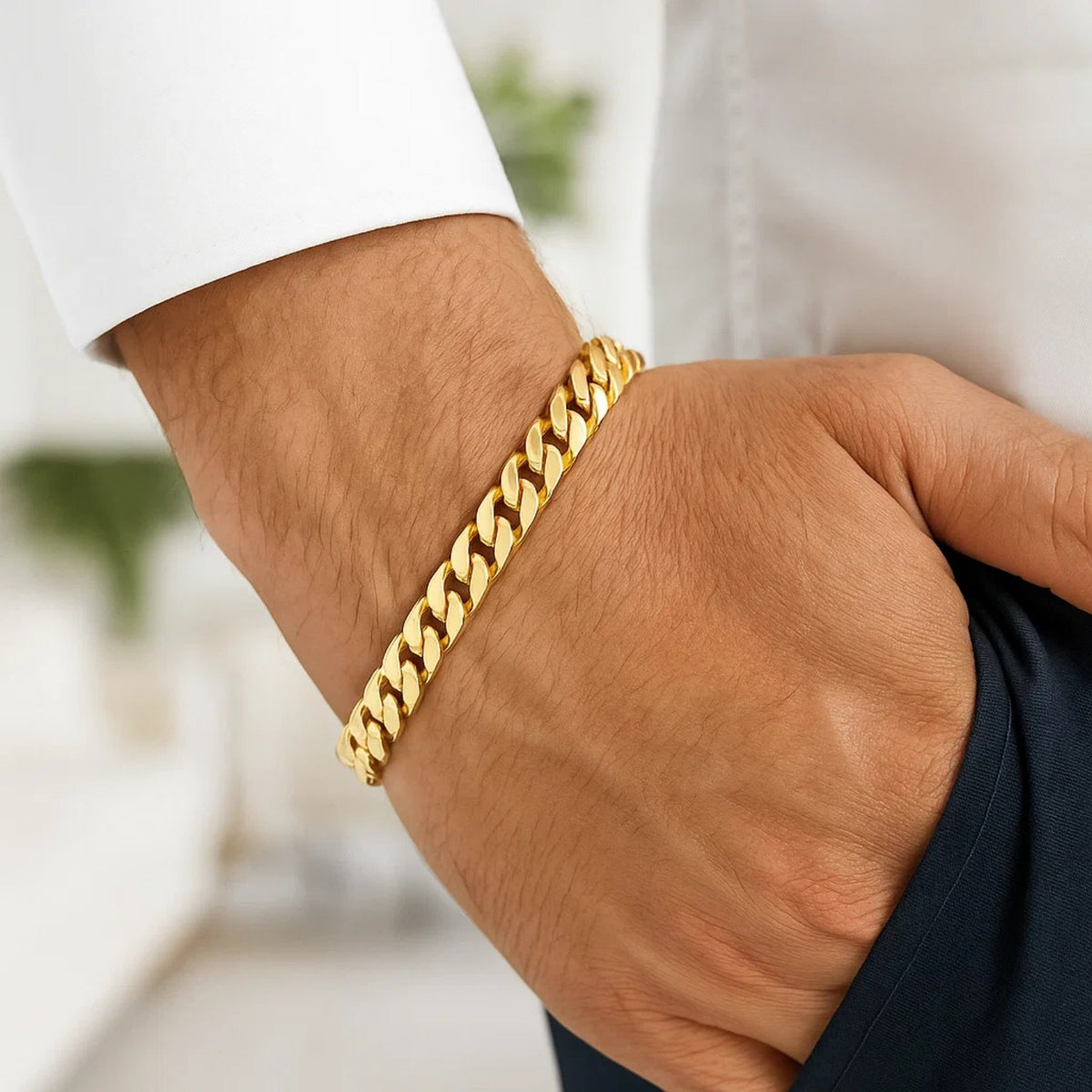 14K Yellow Gold High Polish Modern Lite Edge Bracelet (8.00 mm), view 3