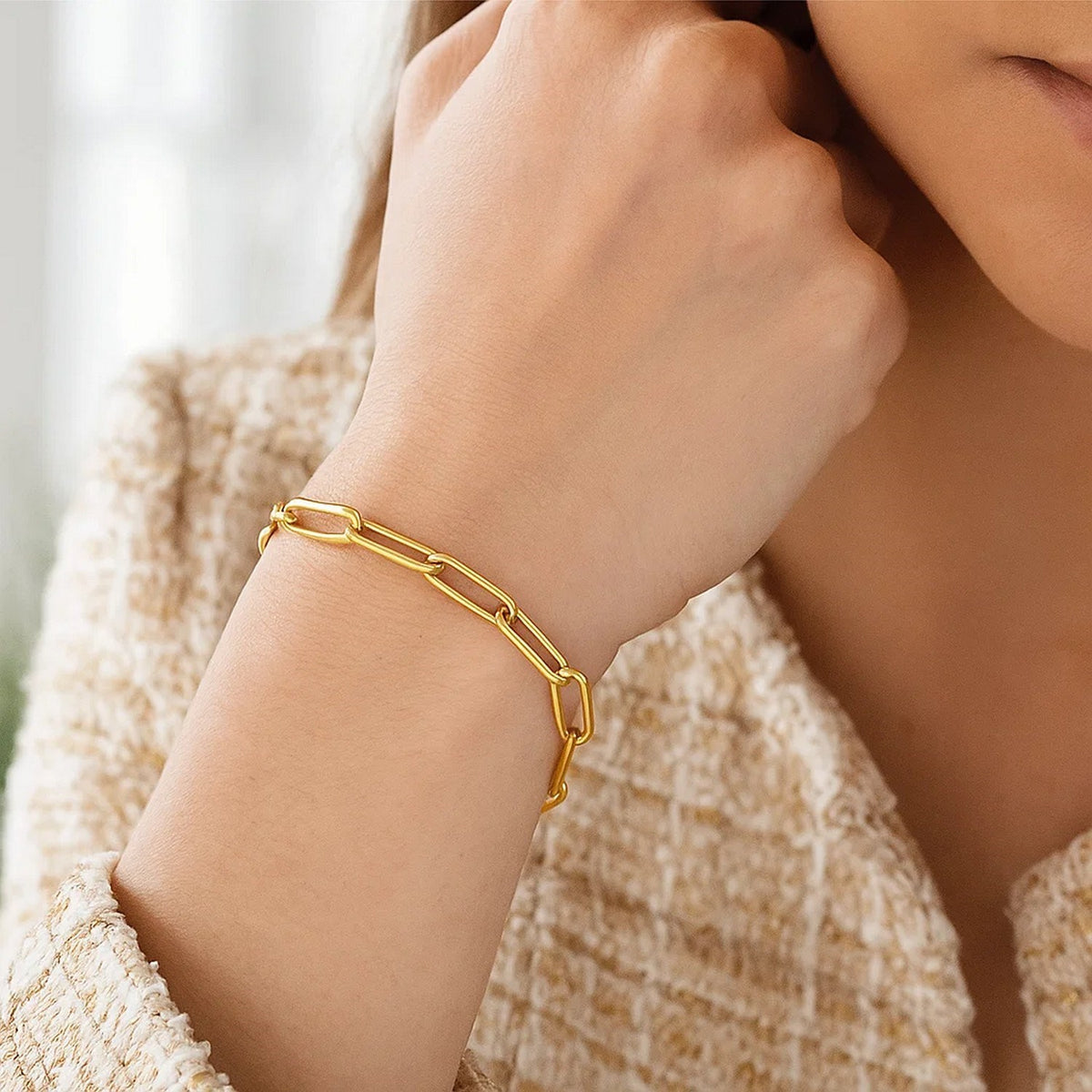 14K Yellow Gold Paperclip Bracelet (4.00 mm), view 2