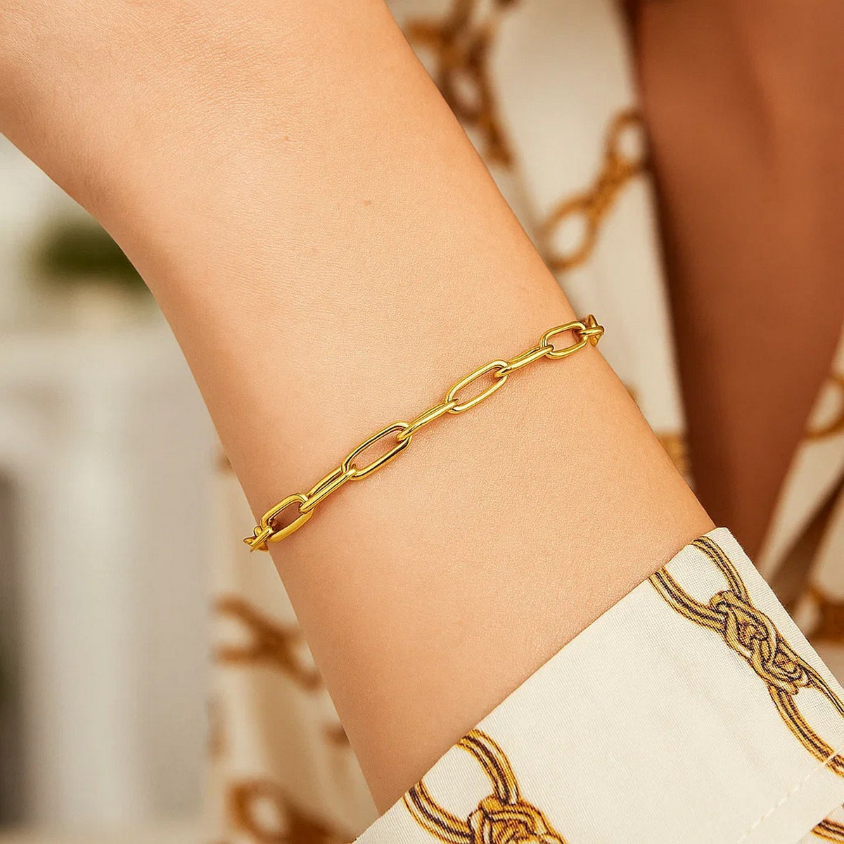 14K Yellow Gold Paperclip Bracelet (4.00 mm), view 4
