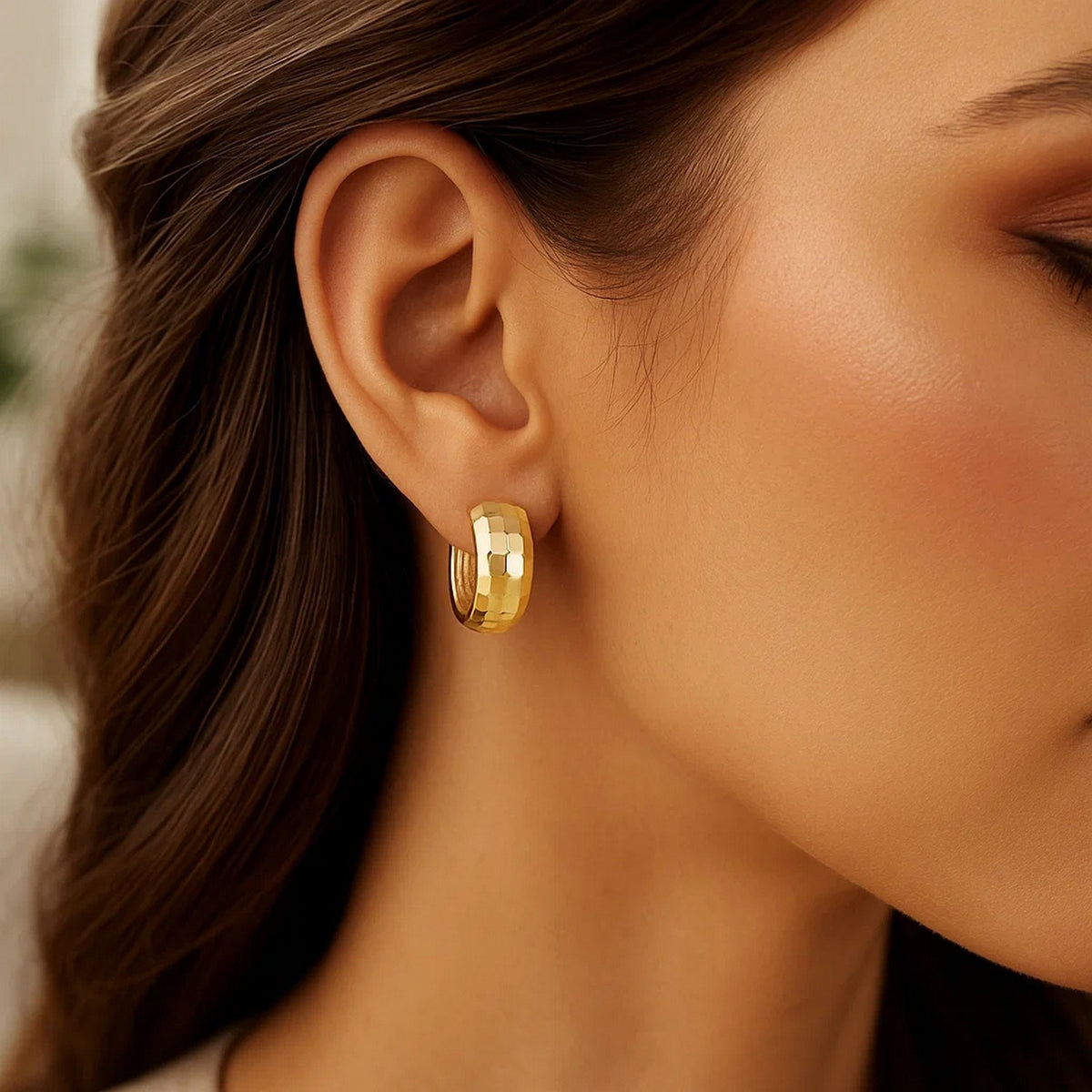 14K Yellow Gold Checkerboard Patterned Hoop Earrings, view 3