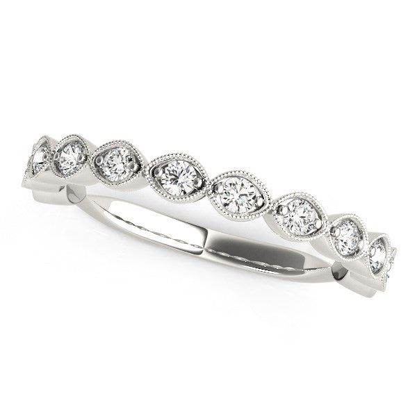 14K White Gold Antique Style Diamond Wedding Band (3/8 cttw)