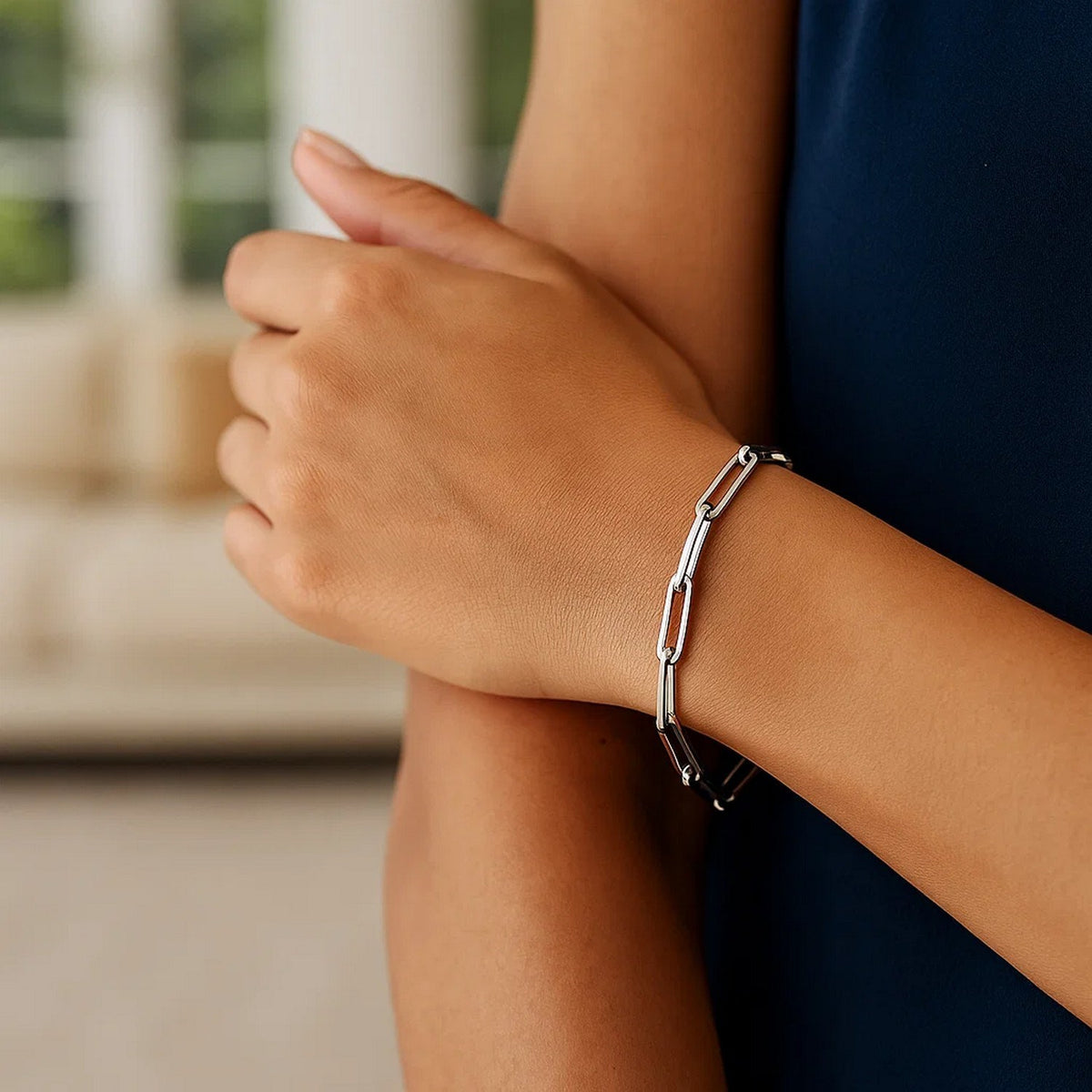 14K White Gold Bold Paperclip Chain Bracelet (4.20 mm), view 6
