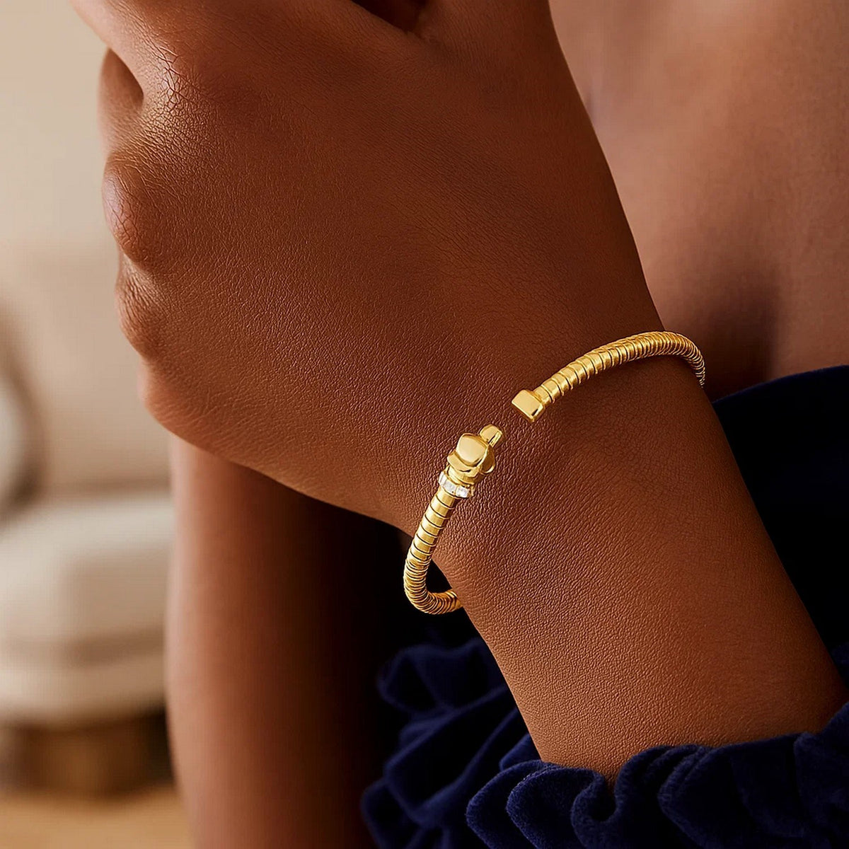 14K Yellow Gold Tubogas Panther Cuff with Diamonds (3.90 mm), view 4