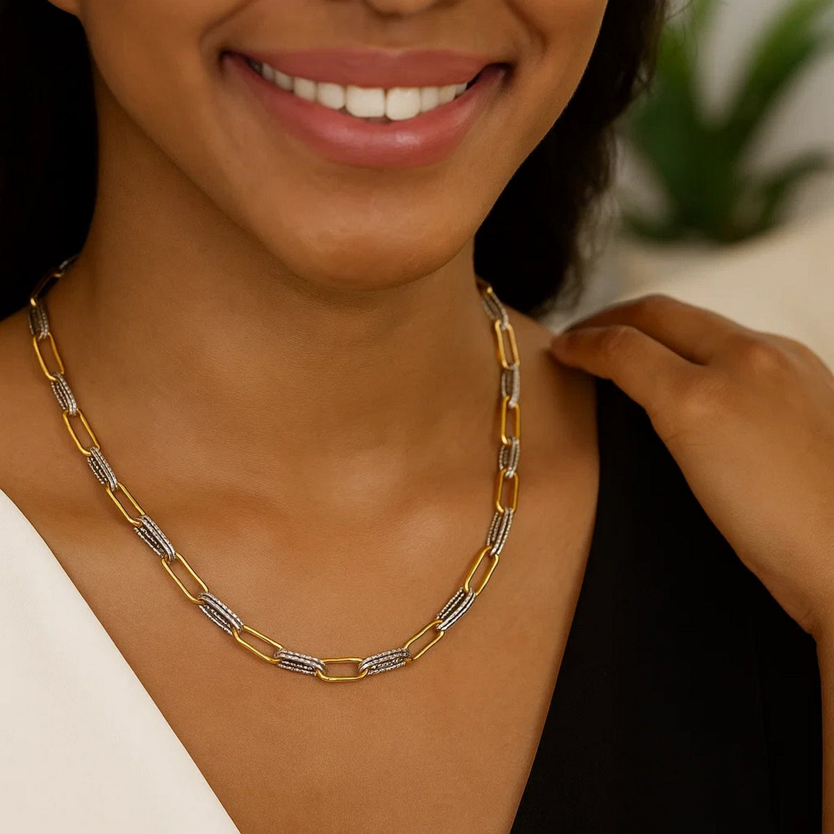 14K Two Tone Gold Diamante Paperclip Necklace (6.20 mm), view 3