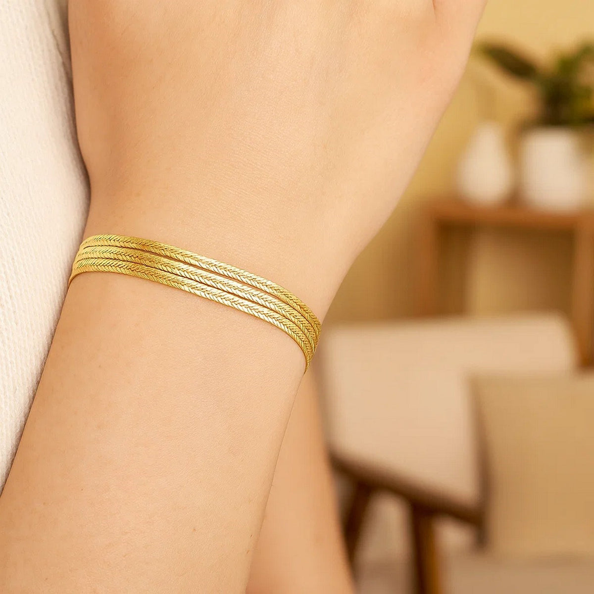 14K Yellow Gold 7 inch Three Strand Herringbone Chain Bracelet (1.80 mm), view 2