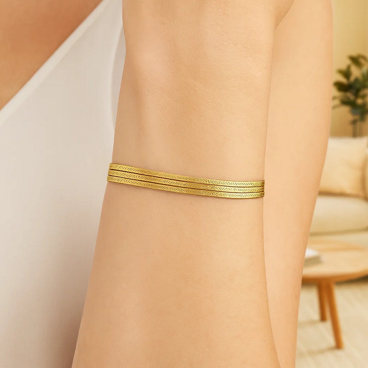 14K Yellow Gold 7 inch Three Strand Herringbone Chain Bracelet (1.80 mm), view 3