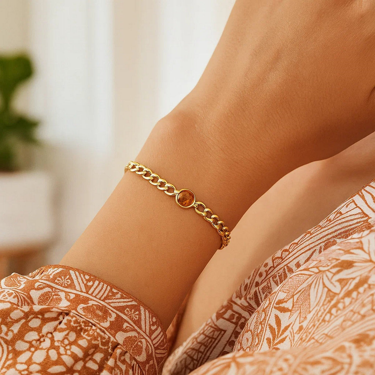 14K Yellow Gold Citrine Curb Chain Bracelet (3.60 mm), view 3