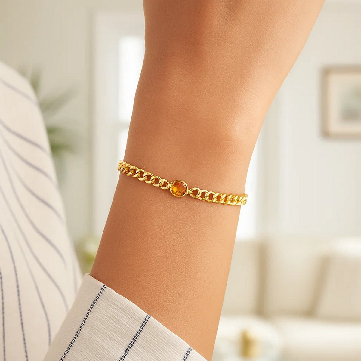 14K Yellow Gold Citrine Curb Chain Bracelet (3.60 mm), view 4