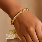 14K Yellow Gold Scalloped Bangle (8.00 mm), view 5