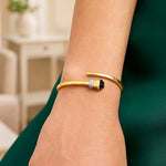 14K Yellow Gold Crossover Style Hinged Bangle Bracelet with Onyx (3.40 mm), view 3