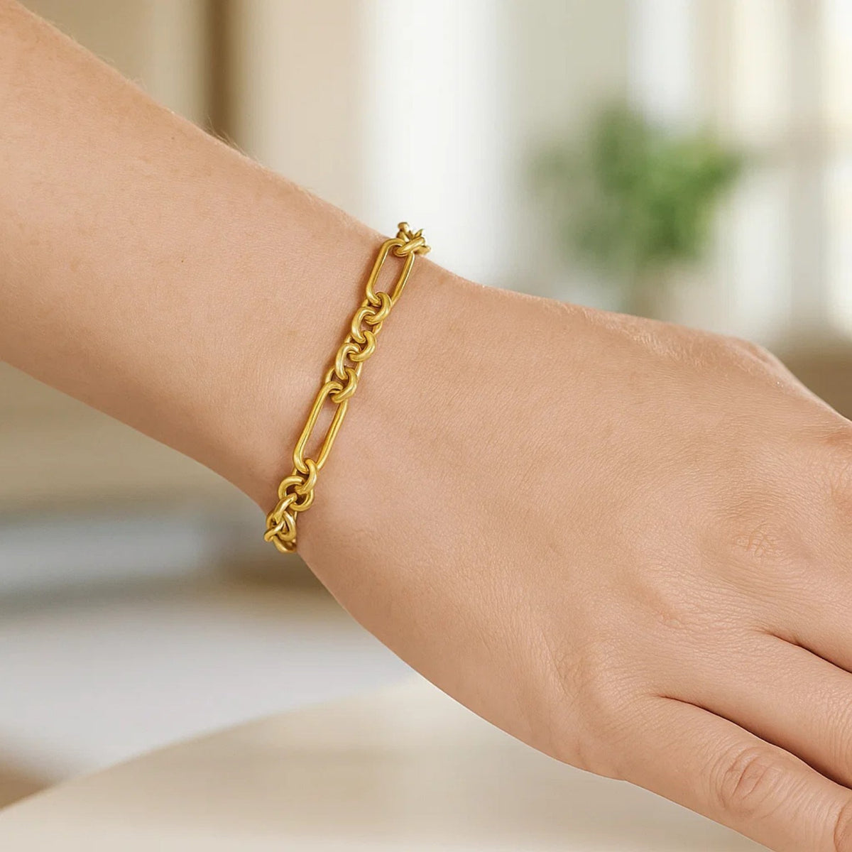 14K Yellow Gold Five And One Paperclip Link Chain Bracelet, view 4