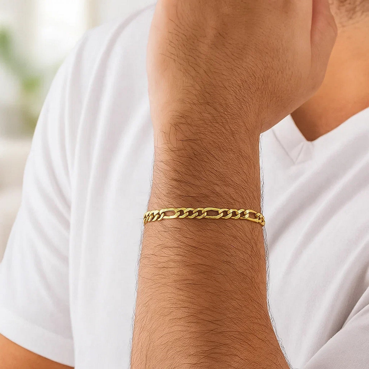 10K Yellow Gold Link Figaro Bracelet (3.70 mm), view 3