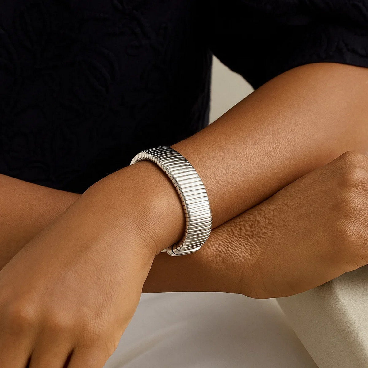 Sterling Silver Rhodium Plated Extra Thick Tubogas Bracelet (18.00 mm), view 5