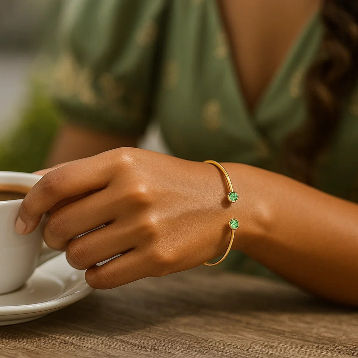 14K Yellow Gold Peridot Open Cuff Bangle (2.00 mm), view 5